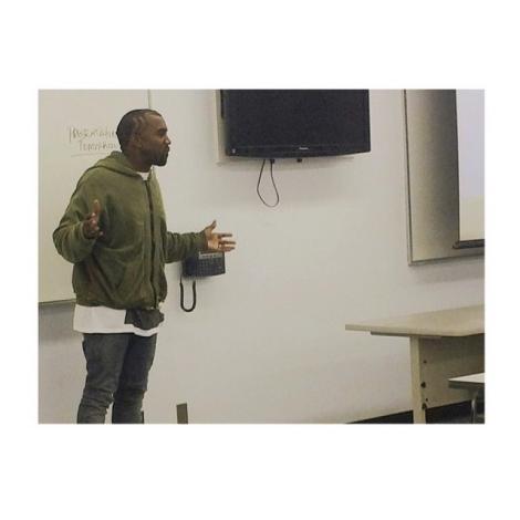 Kanye West, profesor la facultate: Artistul a fost condamnat să predea lecții de modă!