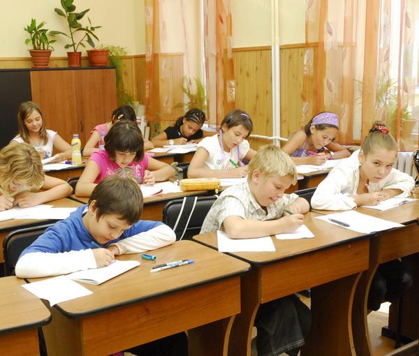 Anunţ important pentru toţi elevii! Vezi ce a hotăr&acirc;t ministrul Educaţiei