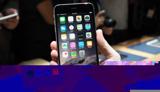 Apar nemulţumiri! Utilizatorii iPhone 6 Plus se plâng de calitatea telefonului