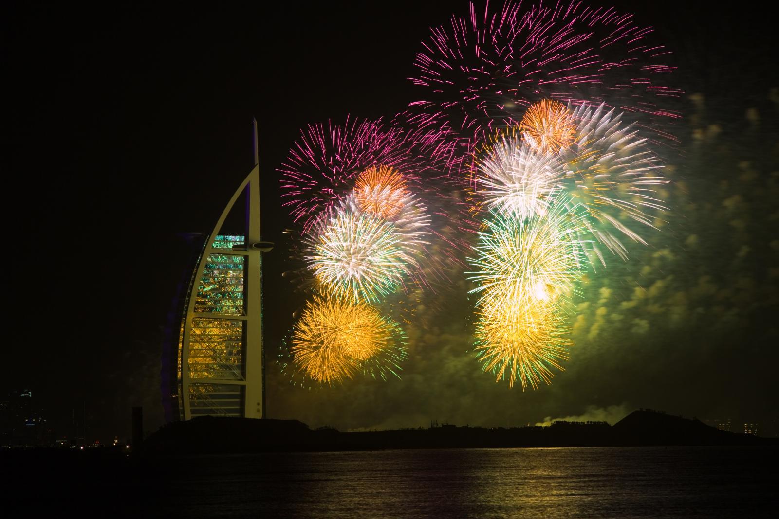 Petrece noaptea dintre ani intr-un cadru de poveste!