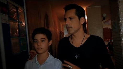 Rock-starul Bănică îşi prezintă băiatul, pe Ştefan, în emisiunea „X Factor”! Cât de bine seamănă cei doi