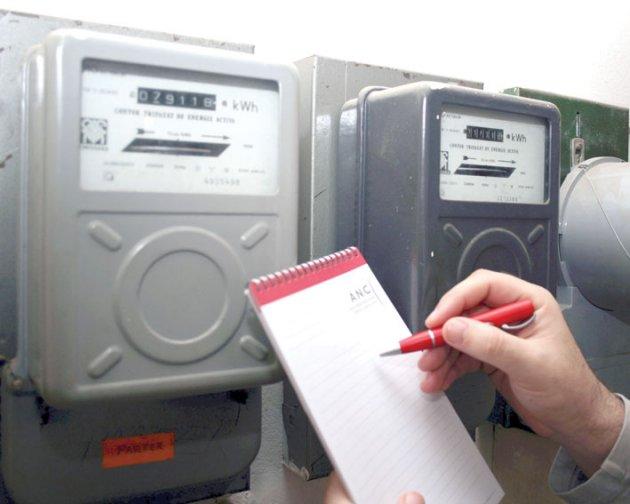 Toţi rom&acirc;nii trebuie să ştie asta! Schimbarea contoarelor este obligatorie