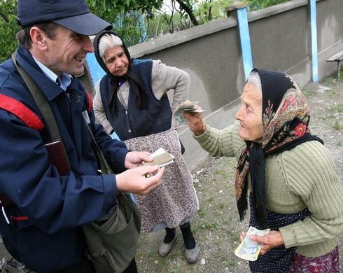 Anunţul care ŞOCHEAZĂ: Furnizarea pensiilor, &icirc;n pericol!