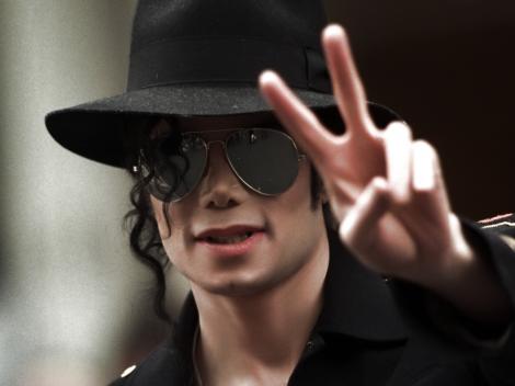VIDEO EXCLUSIV: This is IT, MJ n-a murit!!! Dani Oțil, mișcări mai tari ca ale lui Michael Jackson
