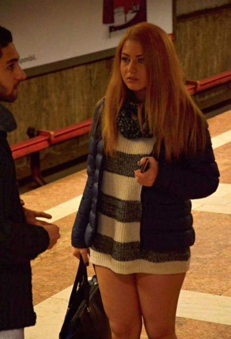 "NO PANTS DAY" în România! Reacția călătorilor de la metrou când au văzut mii de tineri dezbrăcați