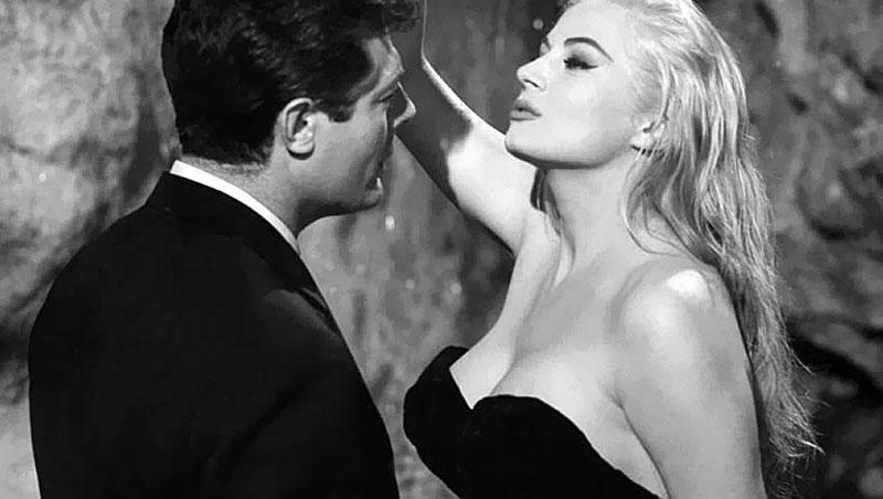 Celebra scenă din filmul "La Dolce Vita"