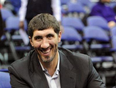 Dragostea pentru baschet este moştenire de familie. Fiul lui Ghiță Mureșan, pe urmele tatălui!