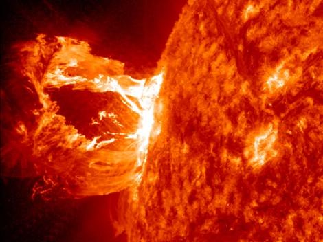 „Ce se întâmplă cu Soarele”? NASA a descoperit ceva NEAȘTEPTAT. Pericolul ar putea să lovească ORICÂND!