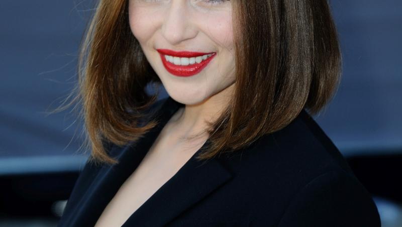 Emilia Clarke e cea mai sexy femeie în viaţă! Imaginile cu care 
