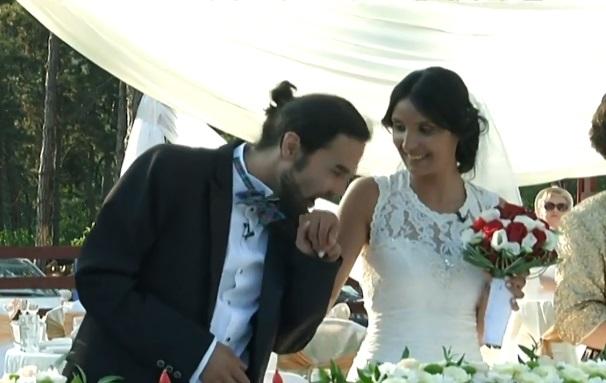 "Poftiți de vă iubiți"| Nuntă că-n poveşti în Baia Mare! Cristina și Matei, cei mai fericiți miri
