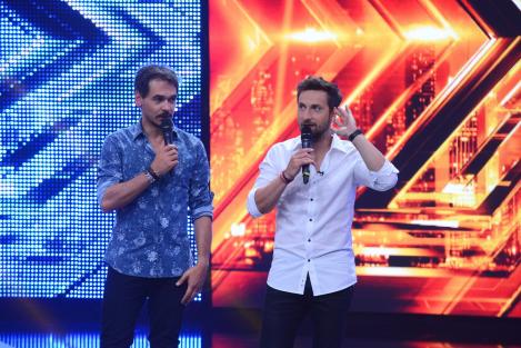 Premieră la X Factor: Vineri, de la 20.30, Răzvan Simion are parte de o surpriză în culise