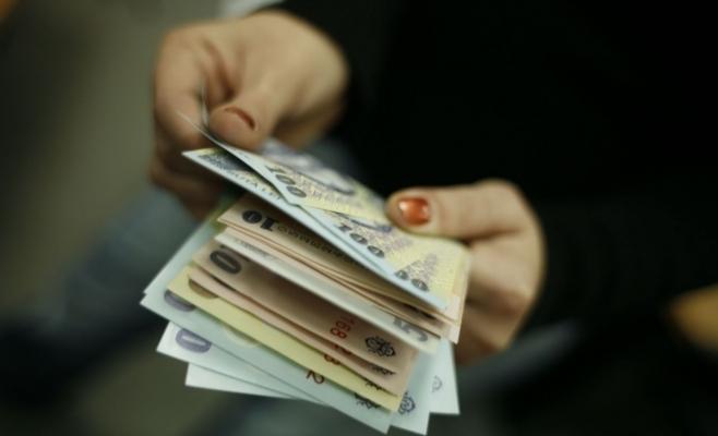 Schimbări importante &icirc;n Codul Fiscal de la 1 ianuarie 2016: Află ce se &icirc;nt&acirc;mplă cu TVA! Toţi rom&acirc;nii sunt afectaţi