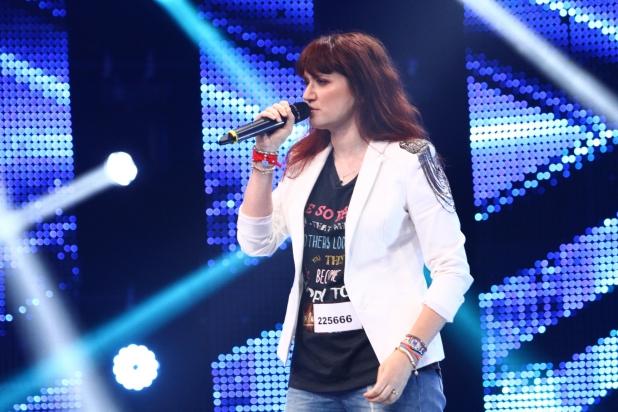 Horia și-a găsit înlocuitor în juriul X Factor! Fetița Lucianei Răducanu și vocea concurentei ne-au cucerit inimile