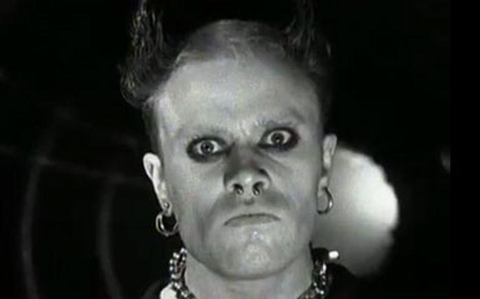 Schimbare radicală. Cum arată astăzi solistul trupei Prodigy!