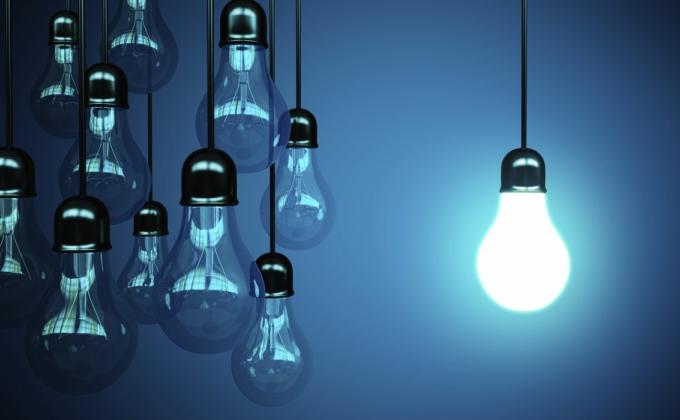 Trebuie să știi asta! Cum se schimbă becul &icirc;n funcţie de zodie