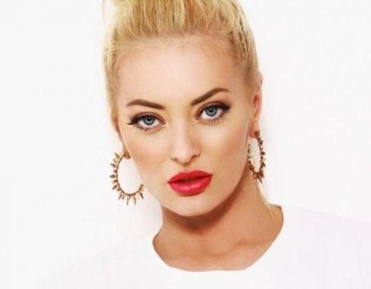 Reacțiile vedelor după incendiul din clubul Colectiv! Delia, jurata X Factor, și-a invitat fanii să doneze s&acirc;nge