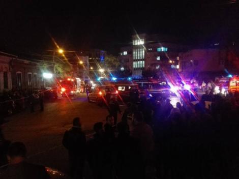 Incendiu în București! Primele informații despre cauzele care au dus la decesul tinerilor: ”Au fost uciși de aerul fierbinte inhalat!”