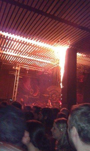 VIDEO! C&acirc;t de inflamabil poate fi un BURETE ACUSTIC