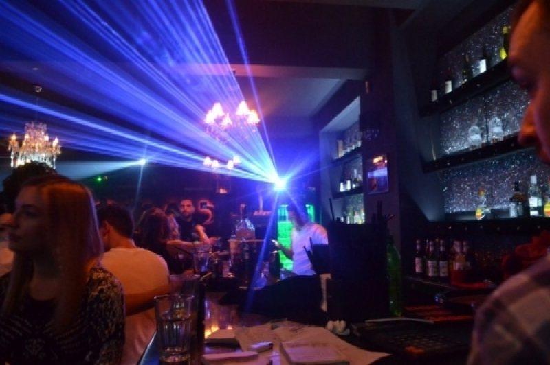 Ce măsuri iau autoritățile după incendiul izbucnit &icirc;n club Colectiv! Controale de amploare ale inspectorilor din sectoarele 1 şi 6 &icirc;n cluburi din Capitală