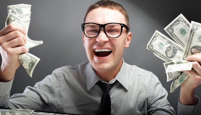 C&acirc;știgă 4.000 de dolari făc&acirc;nd ceva de-a dreptul banal! Ai nevoie doar de un scaun!