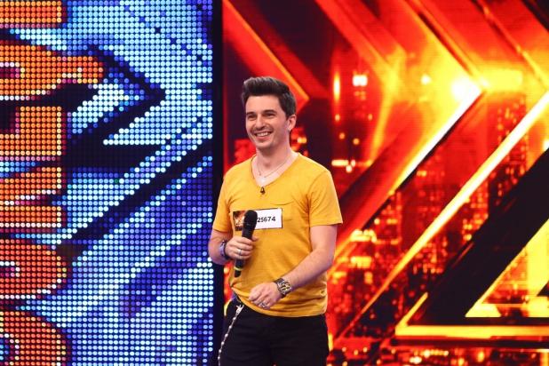 Apariție NEAȘTEPTATĂ! Alex Vasilache de la trupa Jukebox concurează la X Factor
