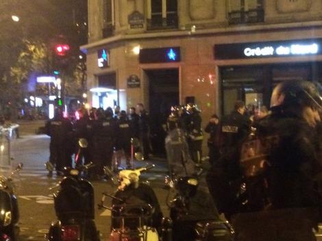 Teroare în Paris! Bilanțul oficial al atentatelor din Franța: 39 de morți și 60 de răniți