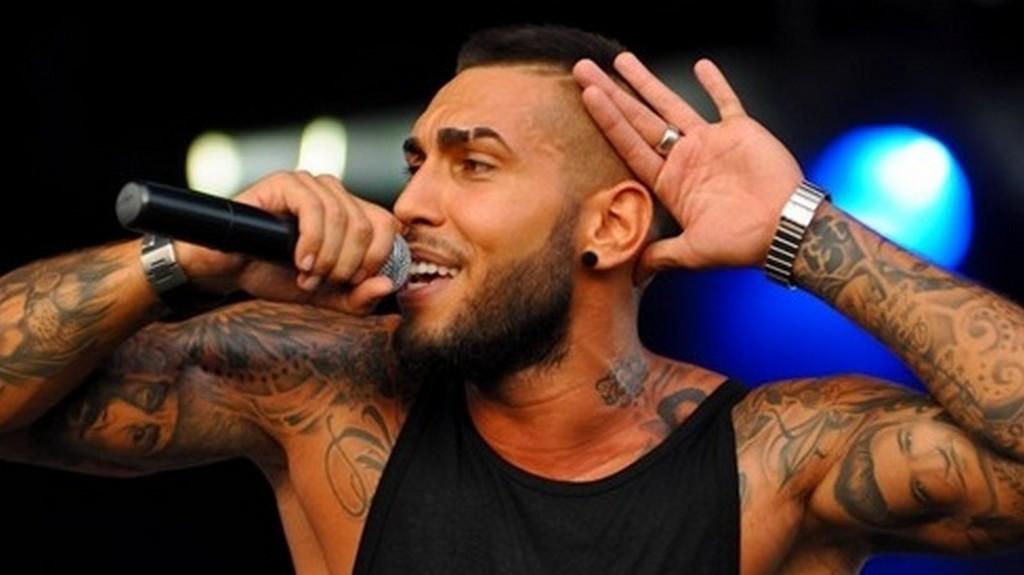 "Bad boy-ul" Rom&acirc;niei, taxat pentru un moment de sinceritate maximă. Alex Velea: "Da, &icirc;mi plac manelele"