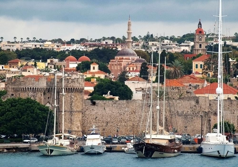 Rodos, minunatul oraș al cavalerilor