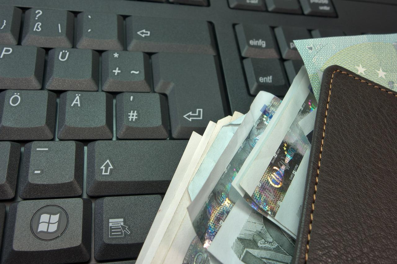 Primii pași pentru a deveni bogat. Cinci moduri &icirc;n care poţi să investești 30 de lei