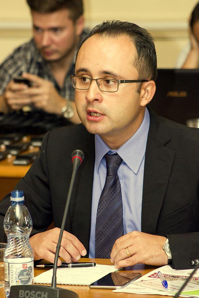 Omul politic care sare &icirc;n sprijinul Teatrului Nottara: &ldquo;&Icirc;i susțin pe actori și voi face lobby pentru reevaluarea clădirii&rdquo;