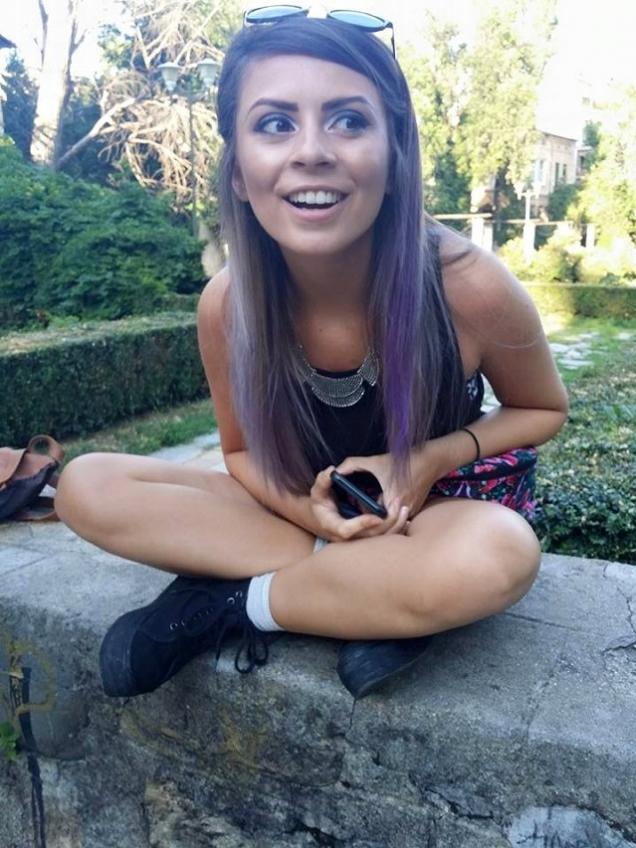 Mama Alexandrei Matache, una dintre tinerele care au murit &icirc;n Club Colectiv, e sf&acirc;șiată de durere: "Puiul meu cu suflet mare nu mai este"