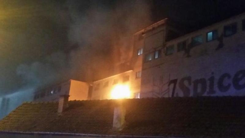 Explozie la o fabrică de pâine din Braşov! Imaginile au fost surprinse în direct, în timpul unui meci de fotbal