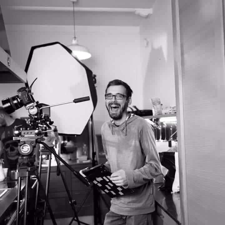 Ionuţ Popescu, fiul fostului director al ENET Focşani, a murit la Spitalul de Arşi! Se numără printre victimele incendiului din Colectiv