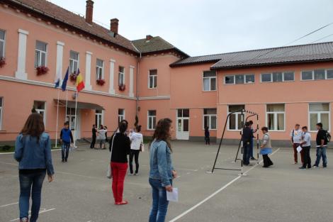 Aproape șapte mii de școli din România au aviz PSI