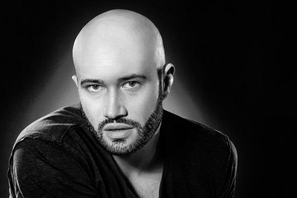 Cum arăta Mihai Bendeac pe vremea c&acirc;nd era doar un adolescent! Imagine de colecție, de la 17 ani