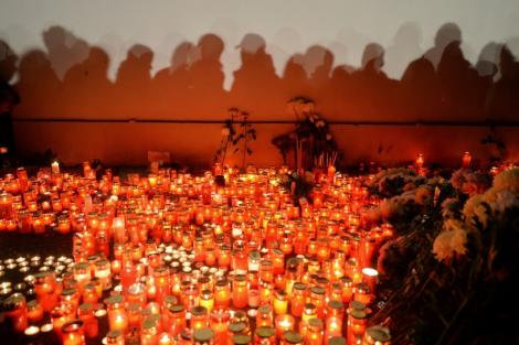 Bilanţul tragediei din Colectiv a ajuns la 61 de morţi. O femeie internată într-un spital din Germania a decedat duminică seara