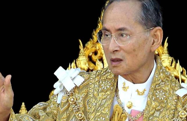 Un bărbat din Thailanda ar putea primi 32 de ani de &icirc;nchisoare pentru un &bdquo;like&rdquo; banal!