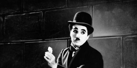 Cum arăta Charlie Chaplin la 27 de ani! Fotografia este unică și face deja furori pe internet!