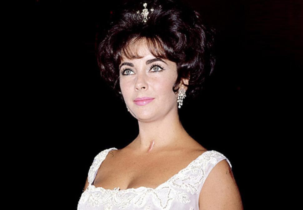 Elizabeth Taylor, bănuită că ar fi făcut parte dintr-o rețea care făcea trafic cu medicamente!