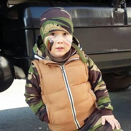 Emoționant! Un copil de aproape trei ani, &icirc;ndemn important de 1 Decembrie: &rdquo;Fiți patrioți și apărați-vă țara cu prețul vieții!&rdquo;