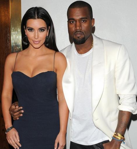 Kim Kardashian şi Kanye West au dezvăluit numele fiului lor! Marele anunţ a stârnit un val de controverse pe Internet