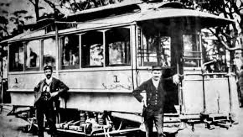 Într-o zi de 9 decembrie, primul tramvai electric al Bucureștilor pleca la drum. Tu cu ce mergi, azi, de la Cotroceni la Obor?