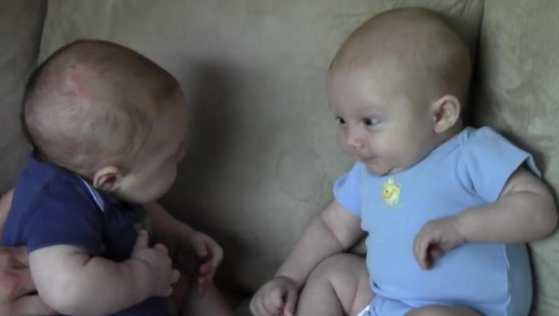 VIDEO: Ce reacţie au doi fraţi când se 