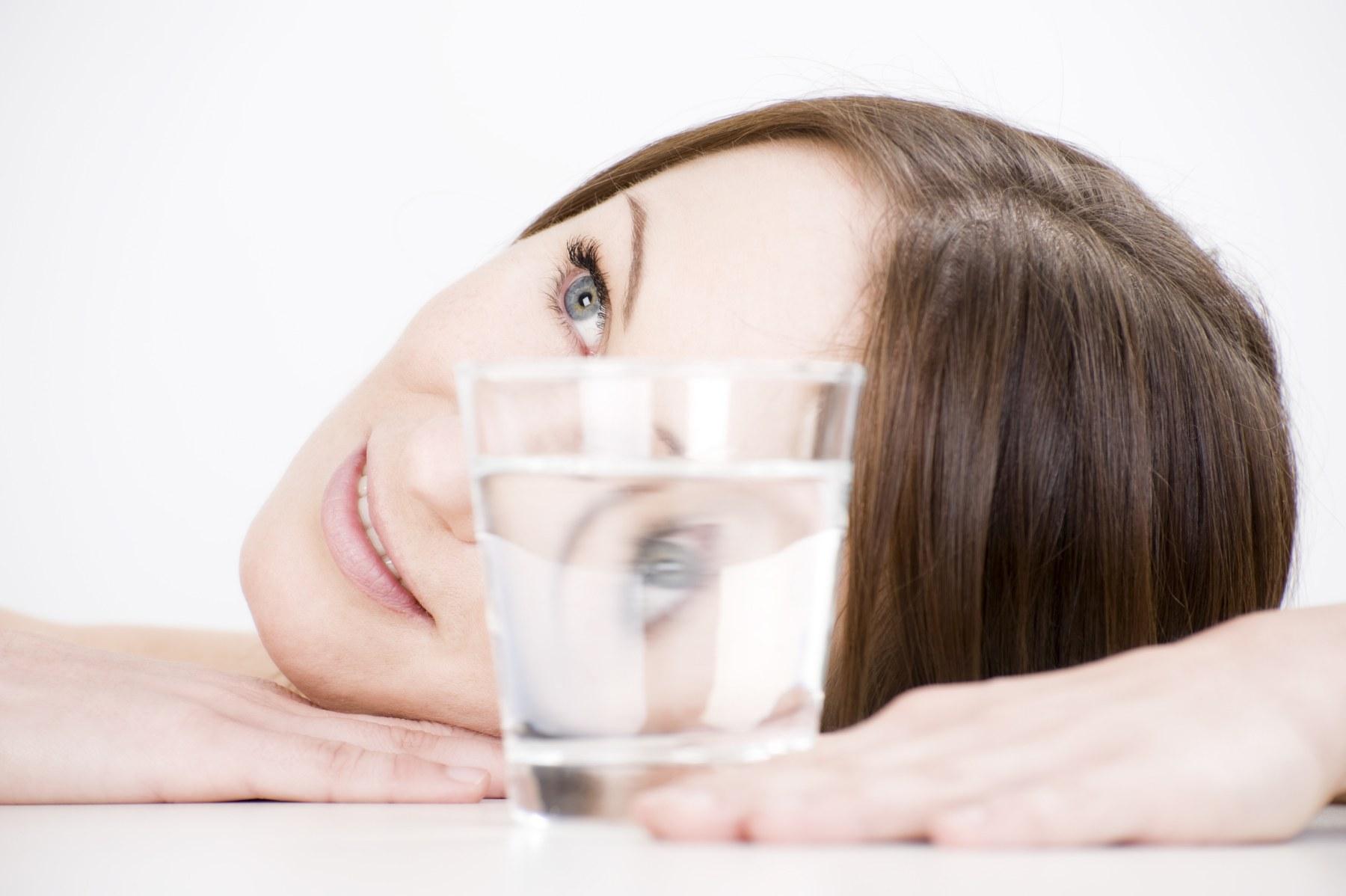 Toată omenirea aștepta asta! Leac revoluționar ANTI-&Icirc;MBĂTR&Acirc;NIRE! &Icirc;l poți prepara acasă, &icirc;n doar c&acirc;teva minute