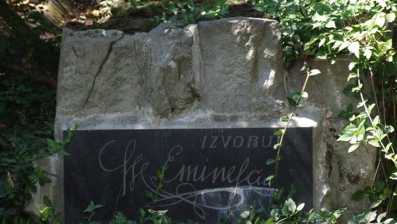 Izvorul lui Mihai Eminescu, din parcul Cişmigiu