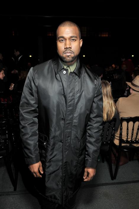 Aerul respirat de Kanye West, vândut cu o sumă fabuloasă pe Internet! NU e nicio glumă!