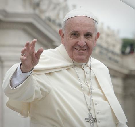Papa a făcut o MINUNE! Toți creștinii au văzut miracolul chiar cu ochii lor! „Este un sem divin!”