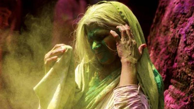 IMAGINI superbe! Festivalul culorilor din India, o tradiție a veseliei, veche de sute de ani!
