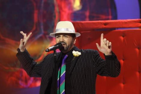 Ay, ay, ay! O "Mare albastră" cu iz latin: Daniel Iordăchioae se transformă în Ricky Martin