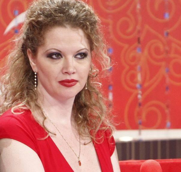 Oana Lis, schimbare radicală de look: Nu mai arată deloc aşa cum o ştiai! Diferenţa este radicală